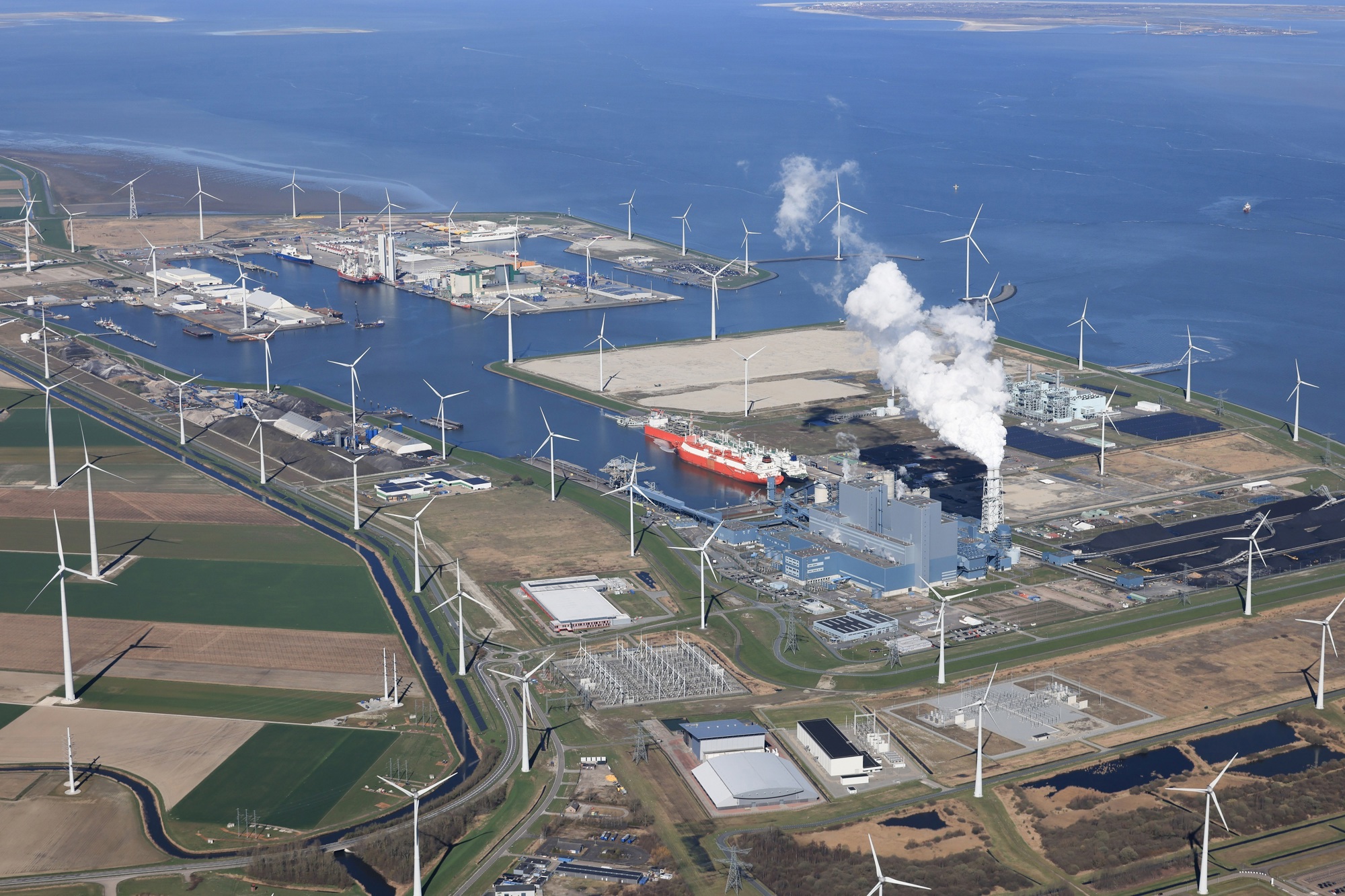 Overview Eemshaven